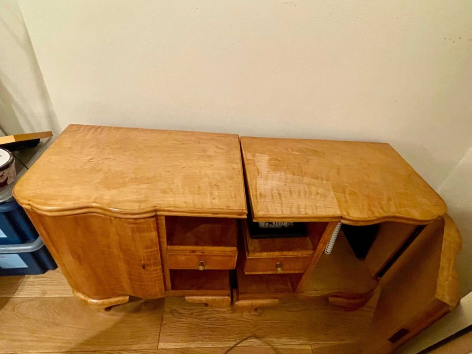 Piękna sypialnia art deco - łóżko, materac, szafki nocne, toaletka