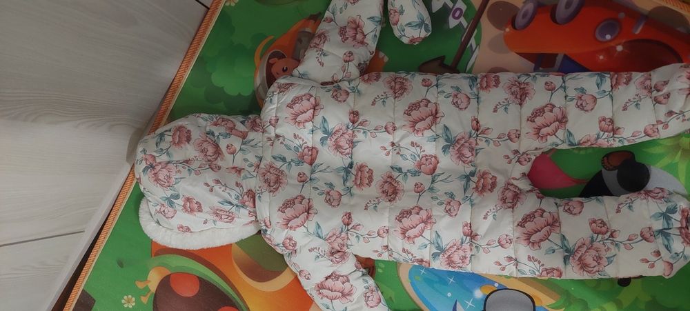 Комбінезон зимовий на дівчинку , 80 р