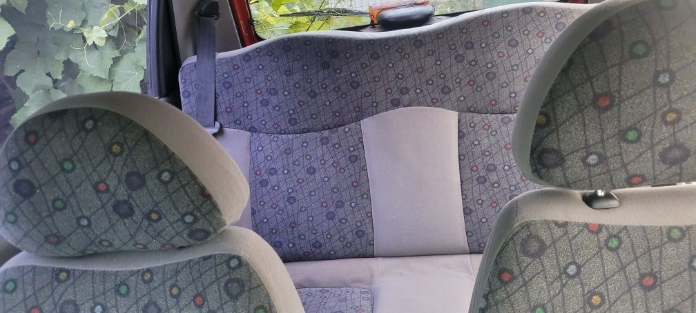 Продам компактне ,економне авто