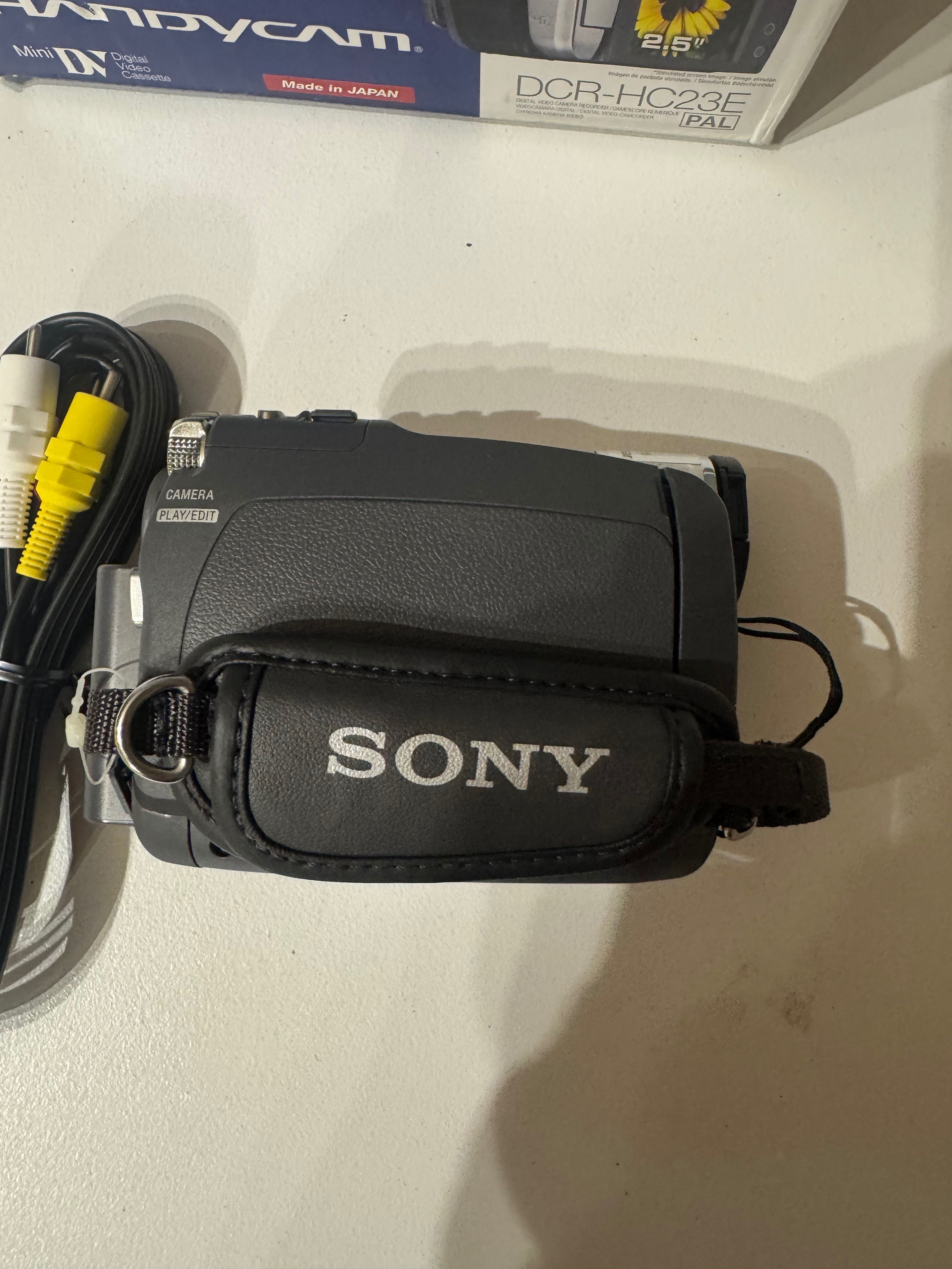 KAMERA SONY DCR-HC23E na kasetę z kasetą