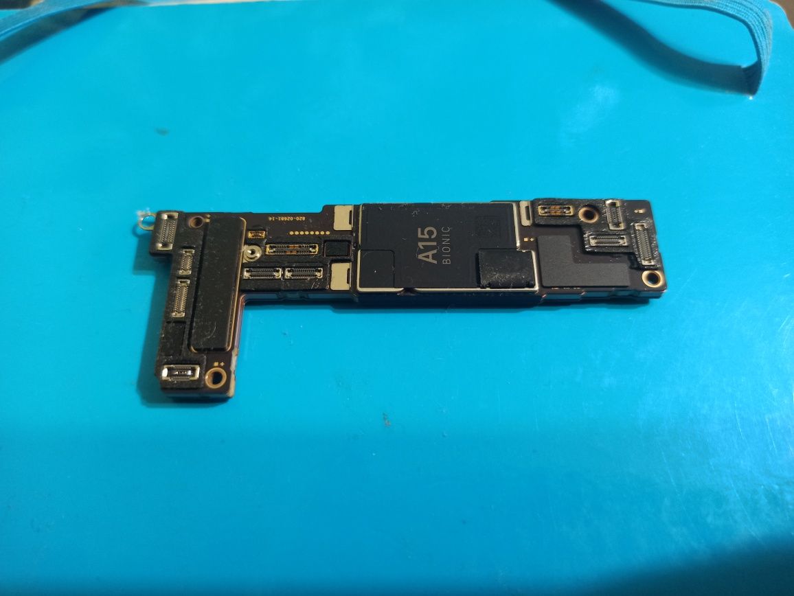 Apple iPhone 14 plus материнська плата