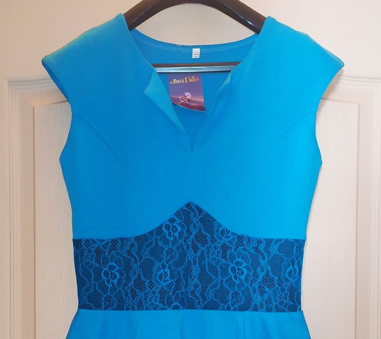 Новые нарядные платья