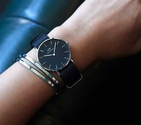 Zegarek damski Daniel Wellington Srebrny bransoletka Biżuteria Prezent