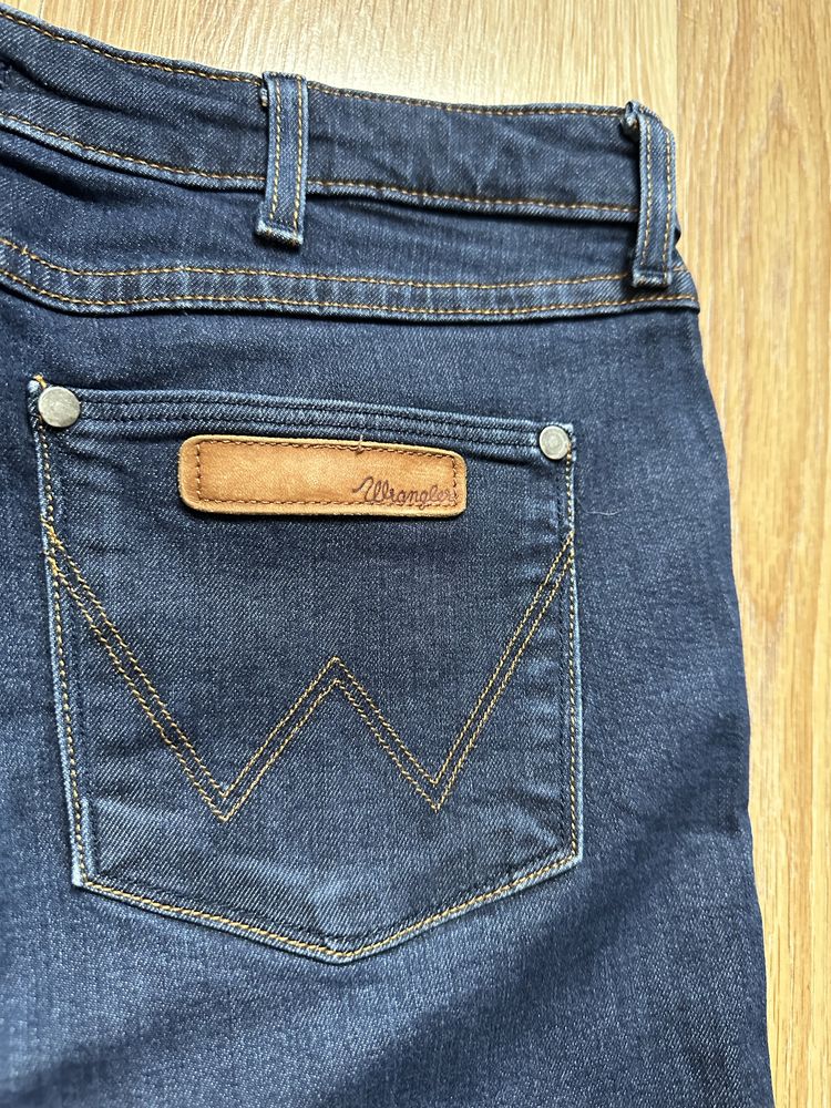 Spodnie Damskie Jeansowe Niski Stan Wrangler