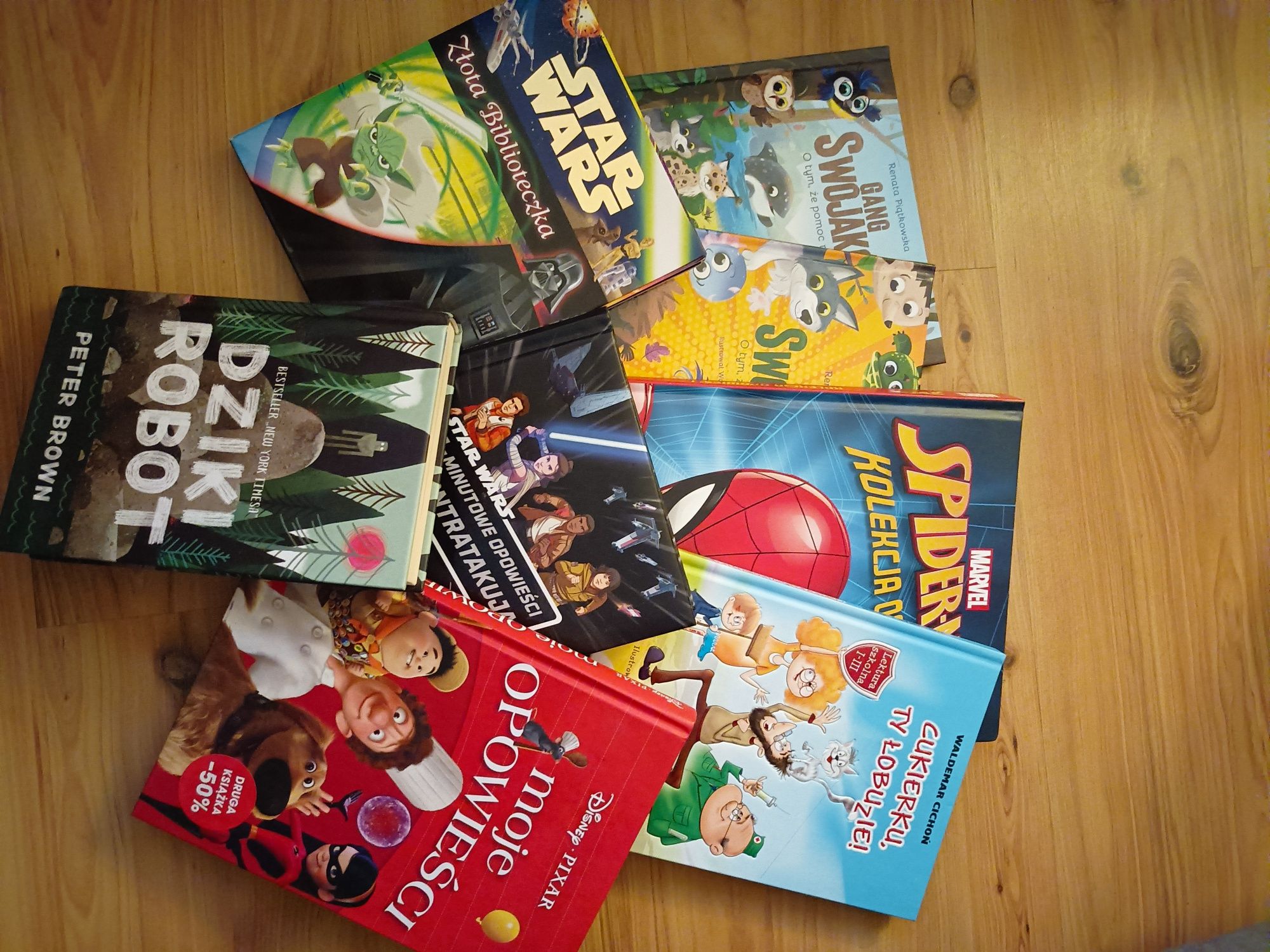 Zestaw książek dla dzieci dziki robot Disney Marvel Spiderman star war