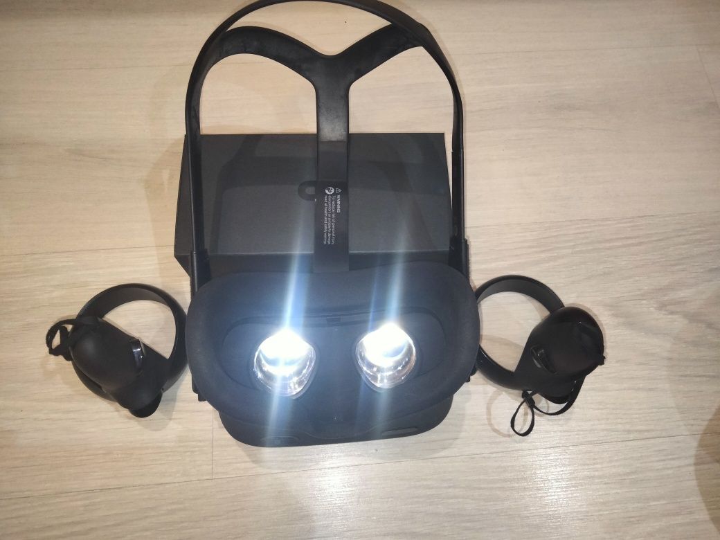 Шолом віртуальної реальності VR Meta Oculus Quest 128Gb