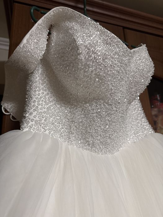 Весільна сукня принцеси з каміння Swarovski