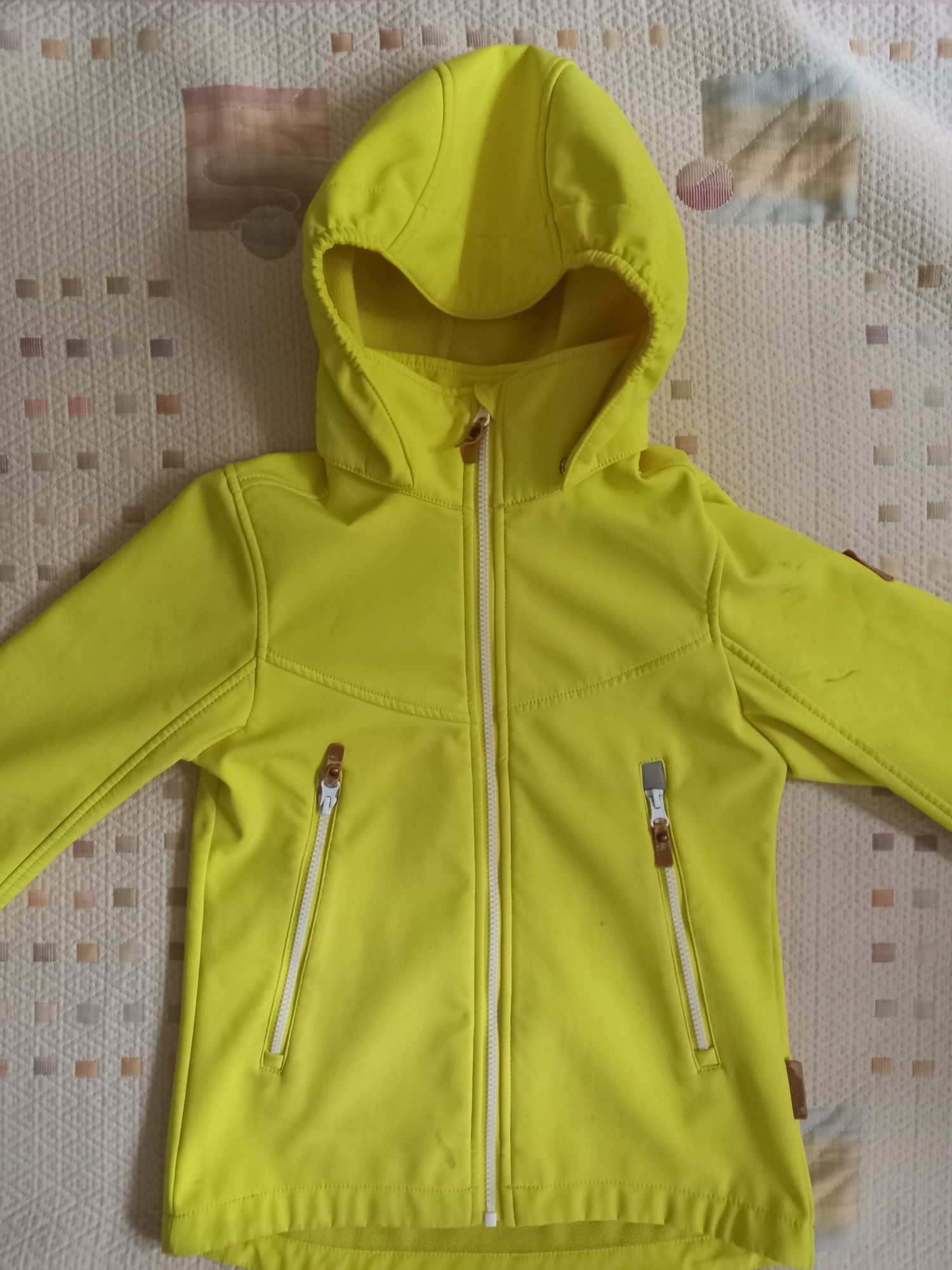 Reima softshell kurtka na zintegrowanym polarze Reima 134