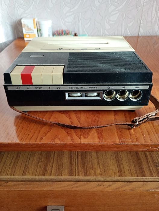 Продам магнитафон