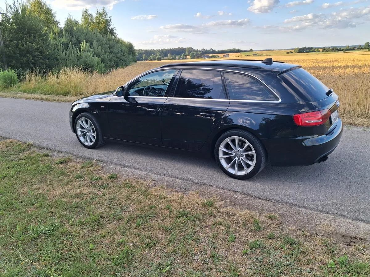 Audi A4 2.0 TDI 140KM Bi Xenon Led Chrom Pakiet Klimatronik Alufelgi Tempomat