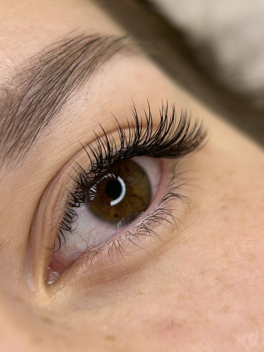 Нарощення вій Ужгород