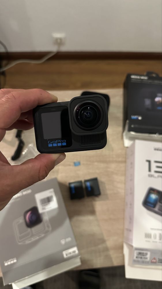 GoPro Hero 13 Black + Extras – Impecável!
