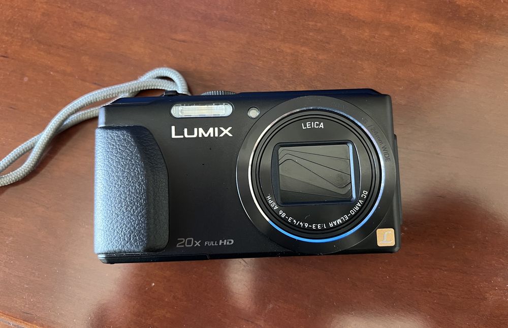 Máquina fotográfica panasonic Dmc-Tz40 (Leica)