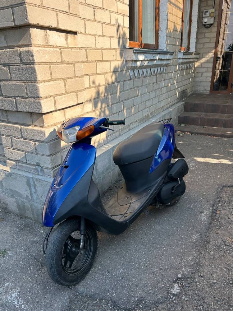 Скутер suzuki lets 3