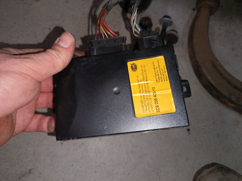 Hak Westfalia odpinany na kluczyk wiązka moduł Audi A4 B6 B7 części