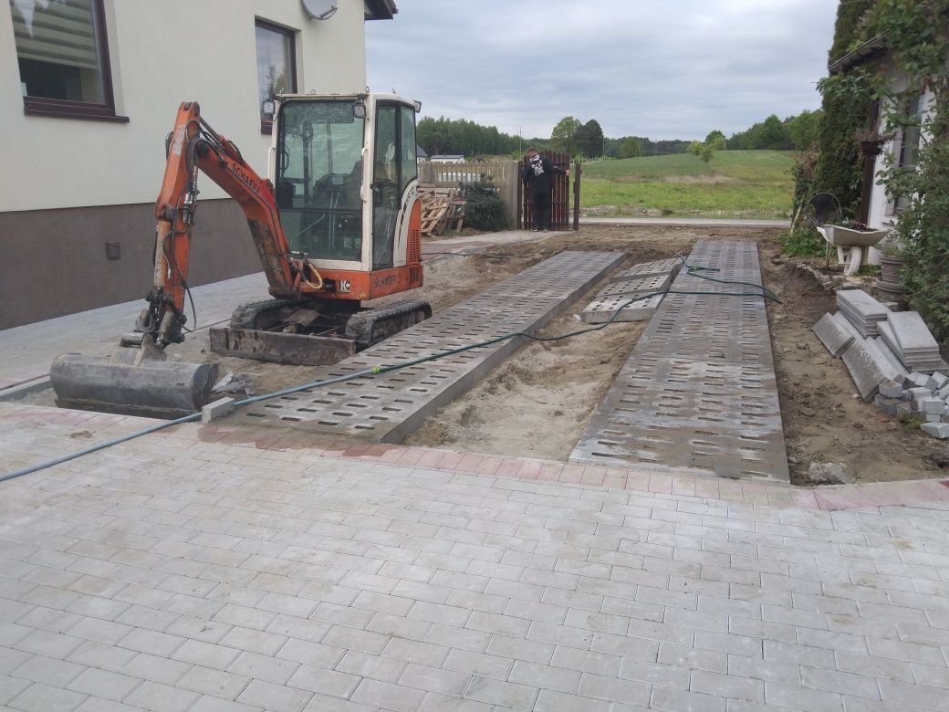 Układanie kostki brukowej jumb wykonanie wykopu fundamentow fundamenty