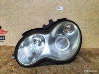 Mercedes C W203 04-07 рестайлинг фара передняя левая Xenon A2038204161