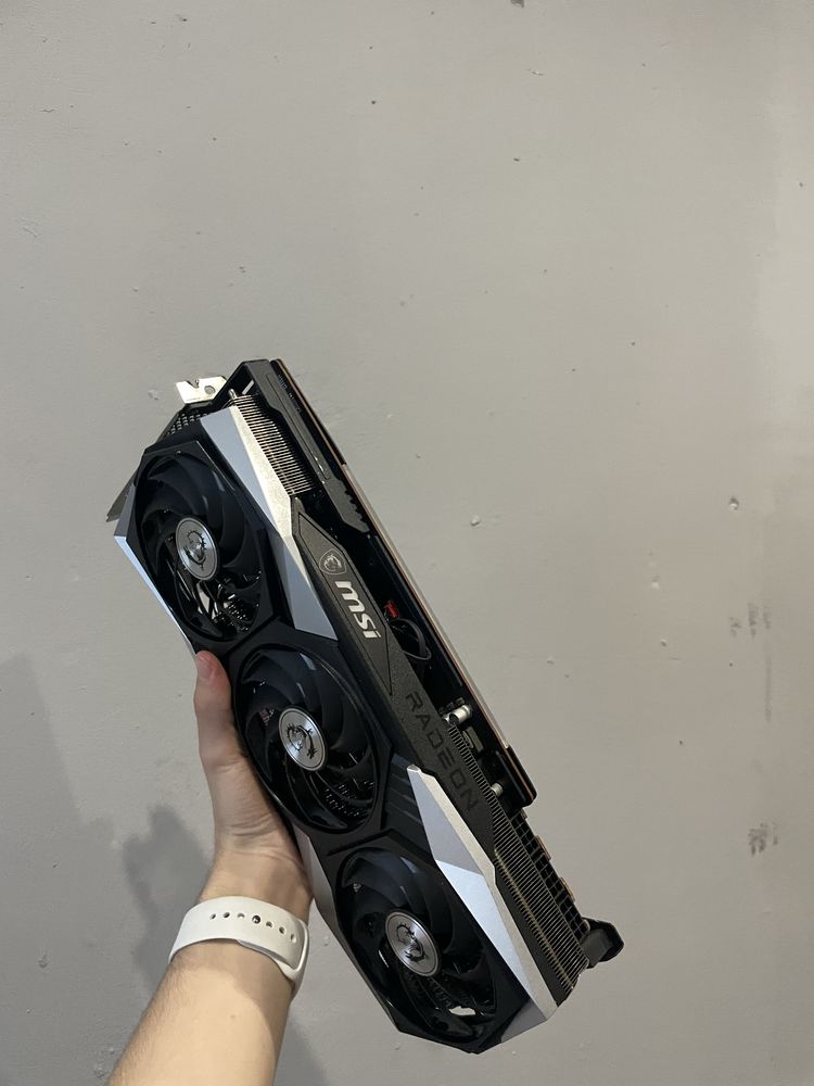 Radeon 6900 xt  Ідеал