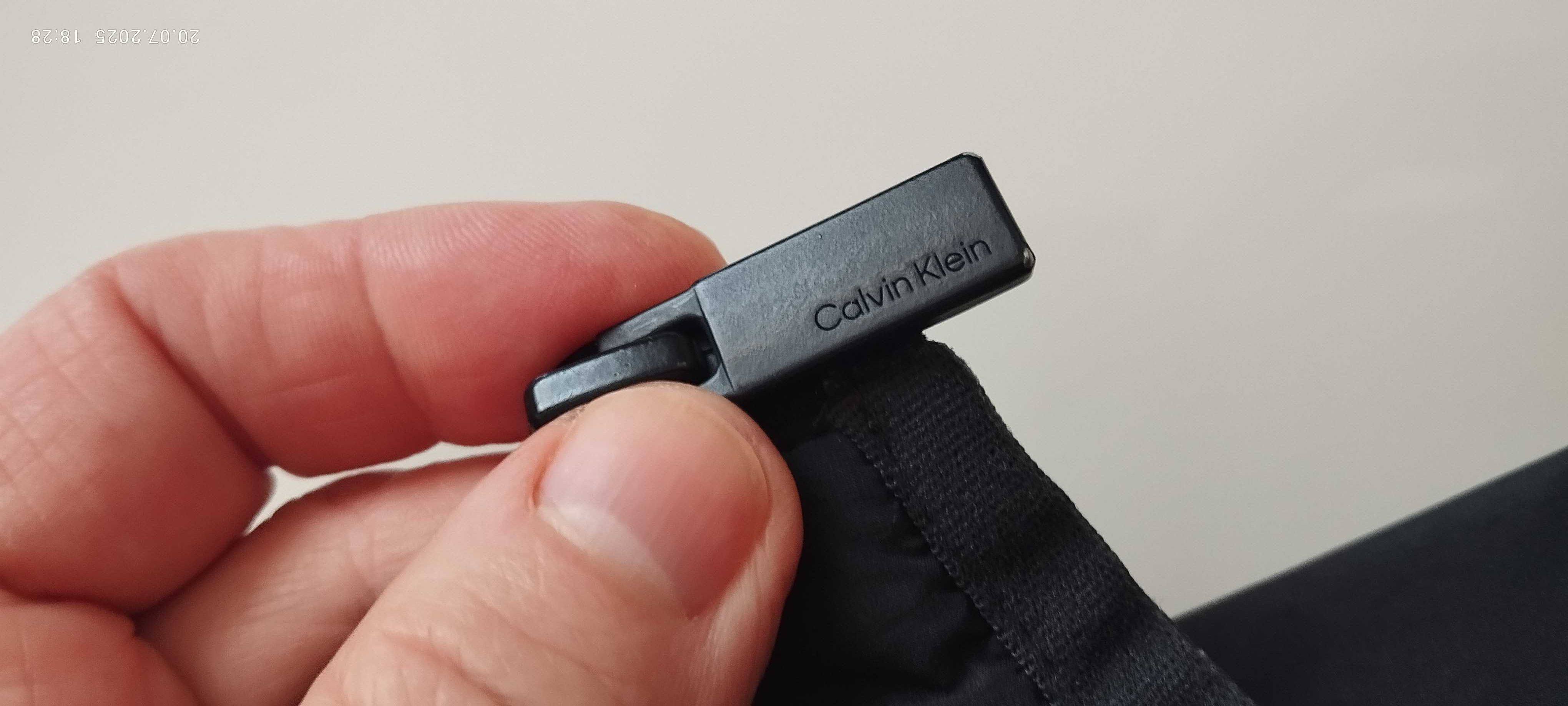 Kamizelka męska czarna, z kieszeniami na zamek, Calvin Klein