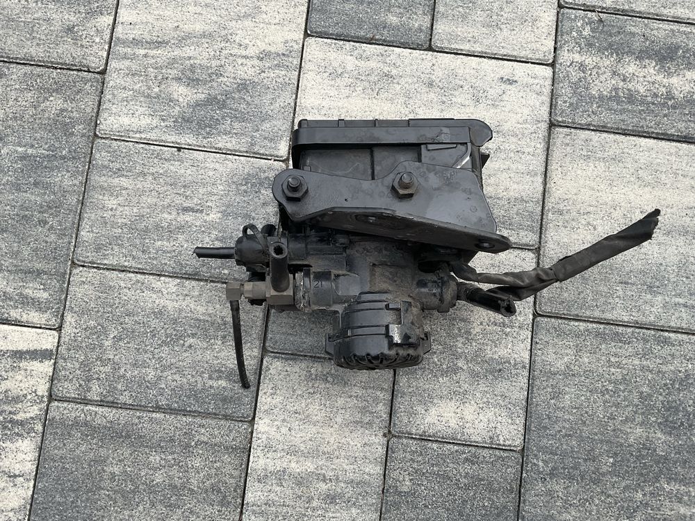 Modulator ebs knorr bremse man  tgs tgx tg3  6221