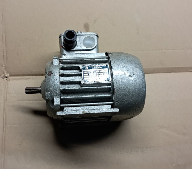 Silnik elektryczny 550W 0.55kw 2800obr