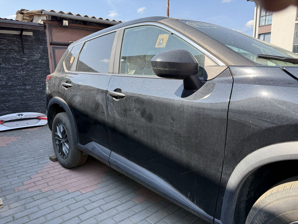 Nissan Rogue T33 Двері Двери Дверка передня задня ліва права