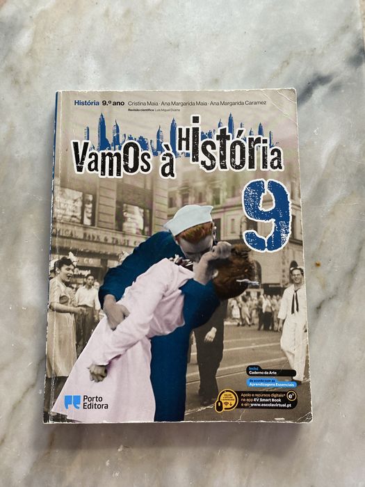 Livro Vamos à Historia 9