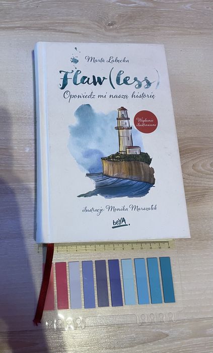 Książka "Flaw (less)" Wydanie Ilustrowane