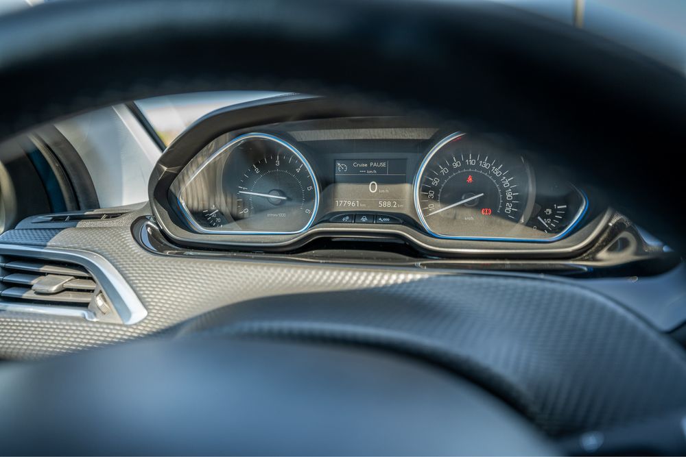 Peugeot 2008 1.6 Allure Ano 2018