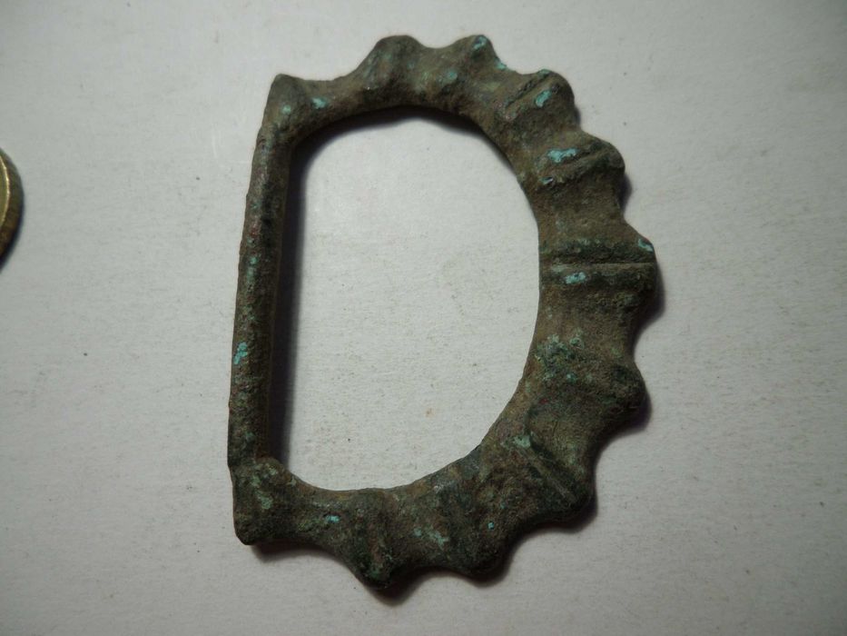 Fivela Antiga, Patina Verde