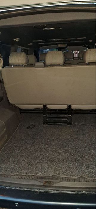 Продам бус Volkswagen t5 2,5 TDI caravelle