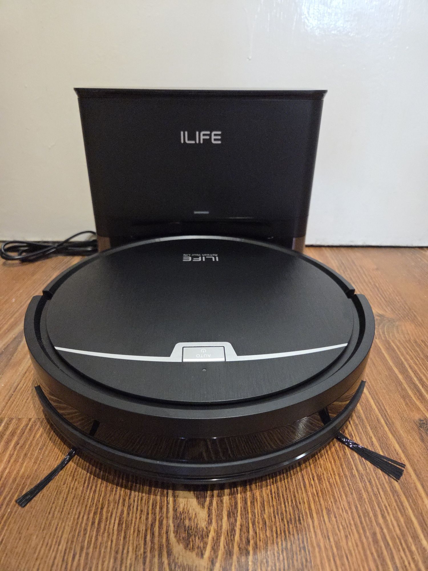 Nowy iLIFE V9 PRO - 2 w 1 - mega odkurzacz i mop ze stacją dokującą