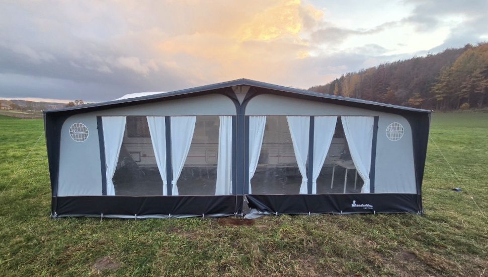 Solifer 670 duża przestronna mover automatczny  łóżķo pietrowe przedsi