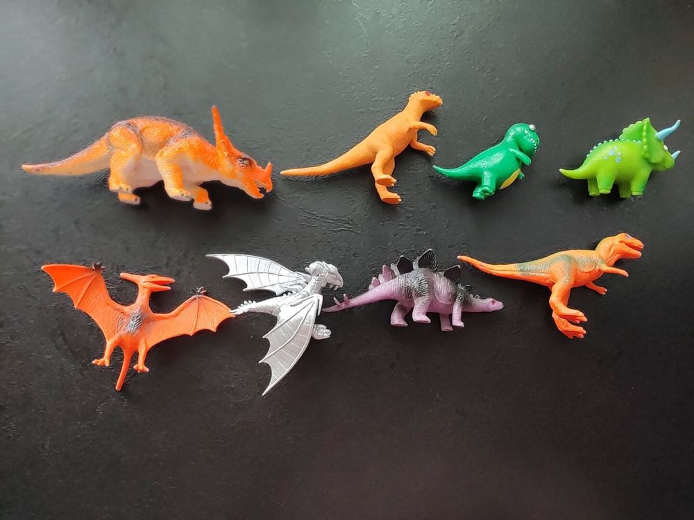 Figurki Dinozaury i inne