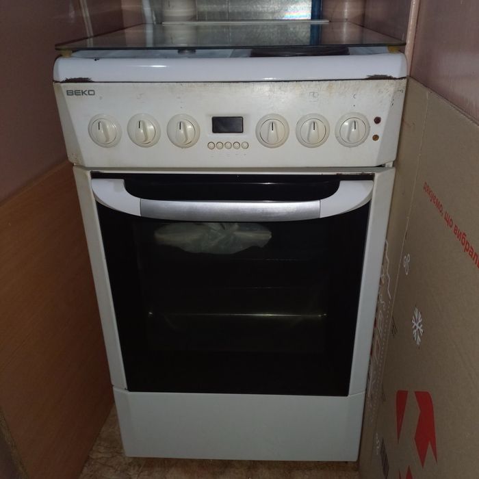 Продам плиту в хорошем состоянии звонить