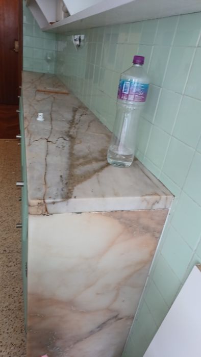 Ofereco ate dia 9 - móveis de cozinha + bancada marmore - urgente