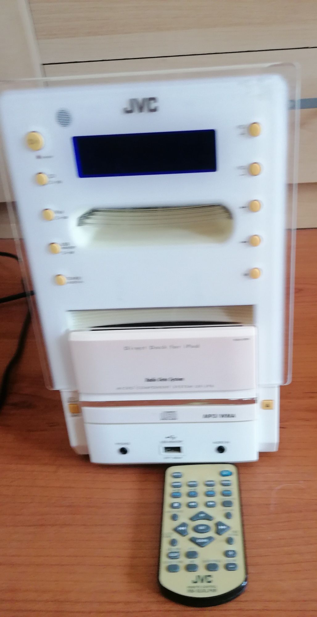 Sistema de Som JVC com CD, USB, Rádio e Dock para iPod + Comando
