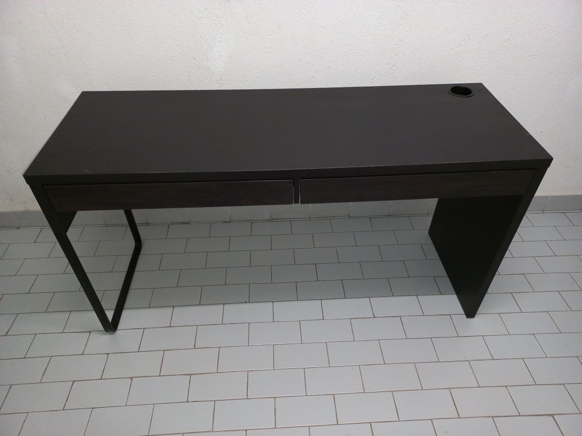 Secretária MICKE, preto, 142cm×50cm