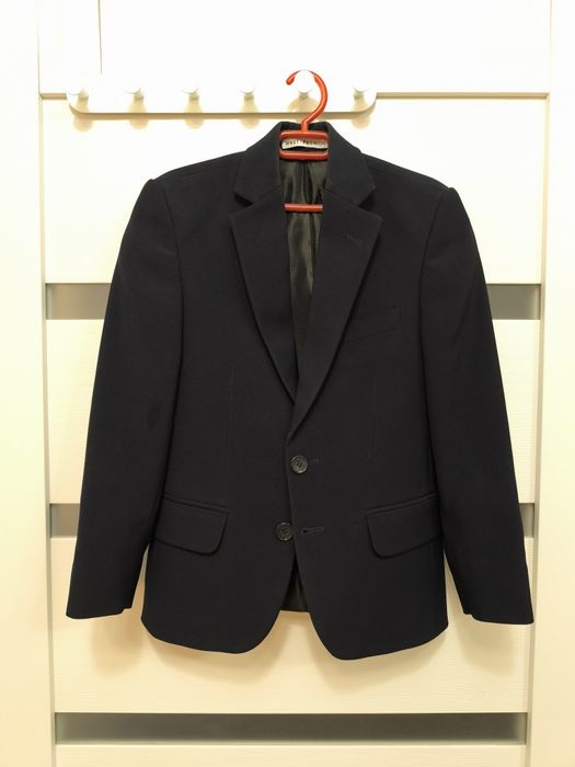 Костюм для хлопчика 122р. Піджак і брюки