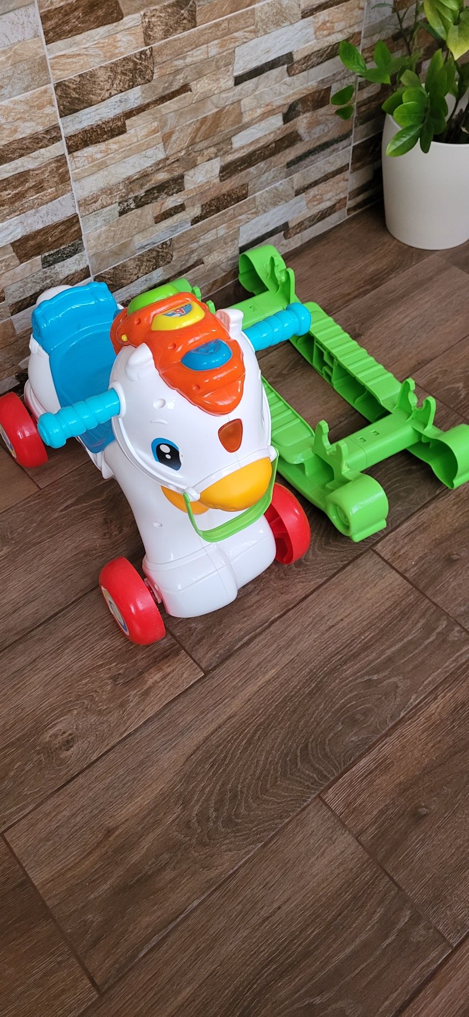 Cavalinho com música para bebés