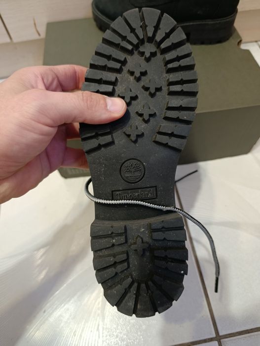 Kozaki damskie czarne Timberland z futerkiem