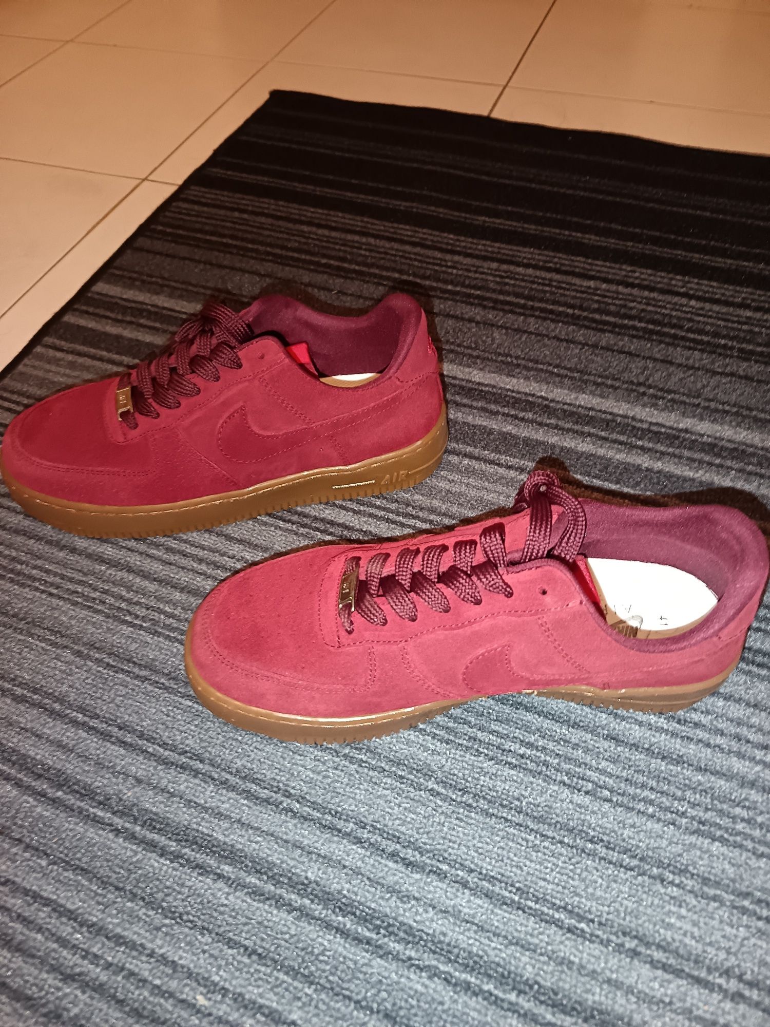 Sapatilhas Nike como novas