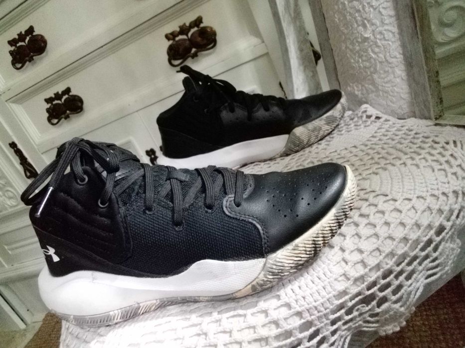 jak NOWE under armour buty sportowe adidasy 36 sneakersy damskie