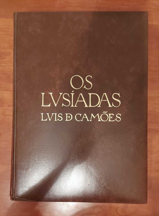 Os Lusíadas – Luís de Camões (Edição Monumental Figueirinhas / Porto)