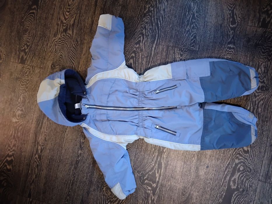 Продам зимовий комбінезон для хлопчика