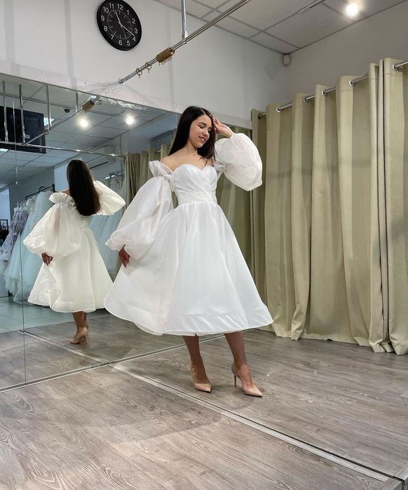 Продається весільне  плаття