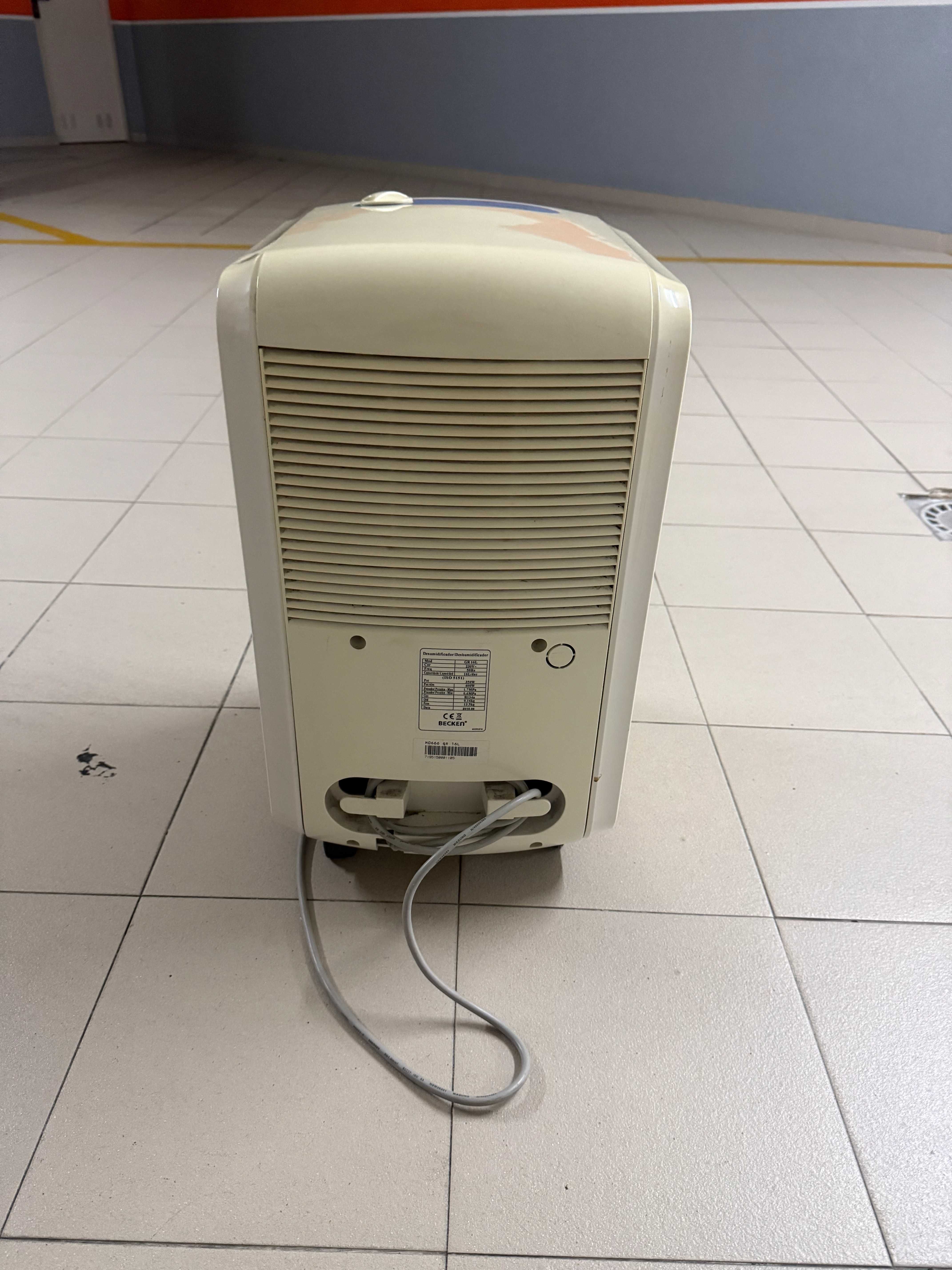 Desumidificador Becken modelo GR 16L