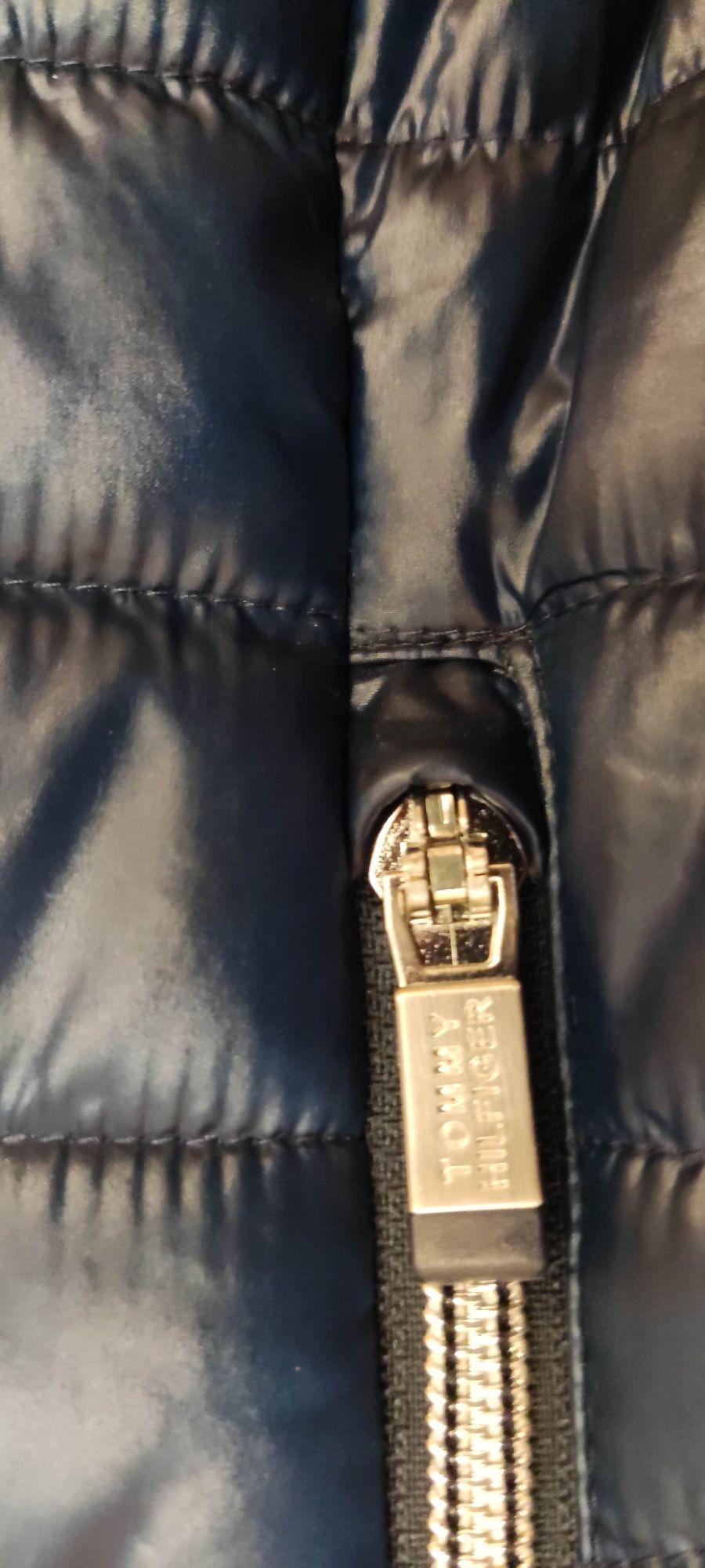 Оригінальний жилет L Tommy Hilfiger
