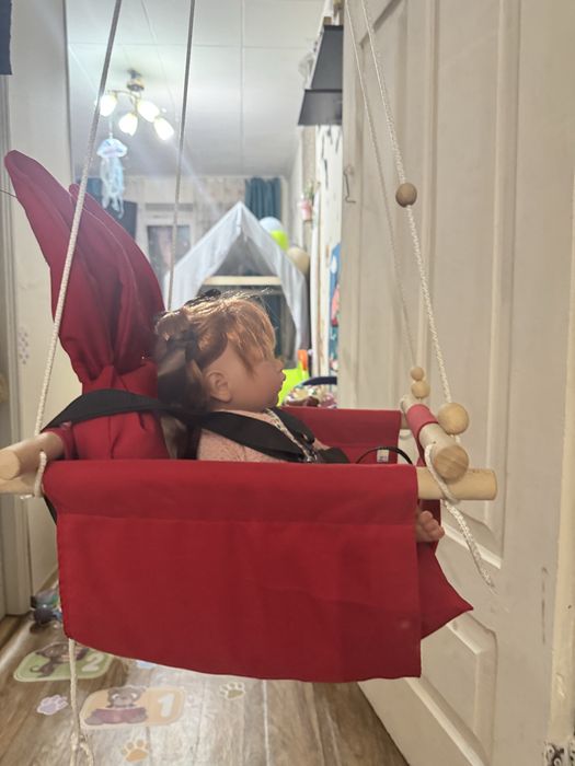 дитяча гойдалка infancy