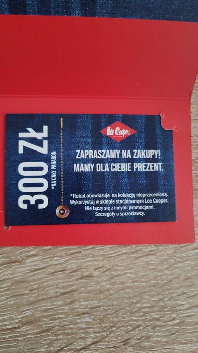 Voucher / bon 300 zł do sklepów Lee Cooper, okazja. Wysyłka